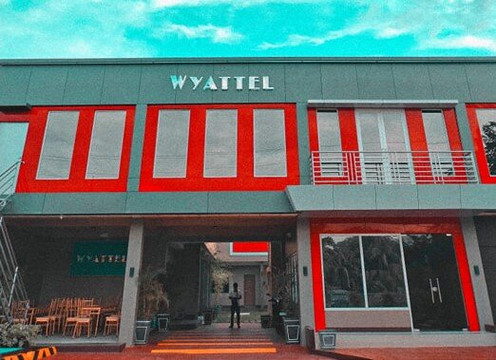 怀亚特尔套房酒店