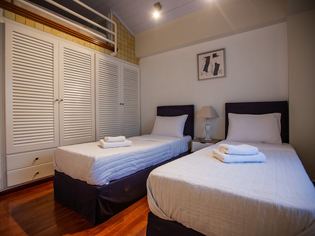 Vallia Suites