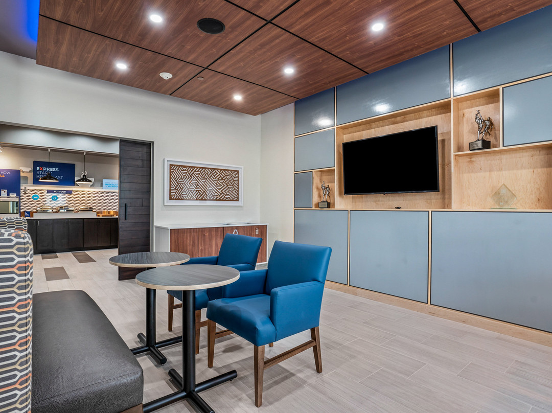 Holiday Inn Express & Suites Van Buren-Ft Smith Area by IHG主图