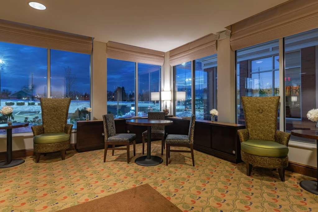 德文斯共同希尔顿花园酒店主图