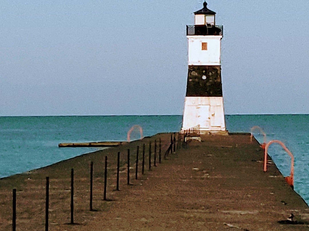 Erie Harbor North Pier Light-伊利必去景点