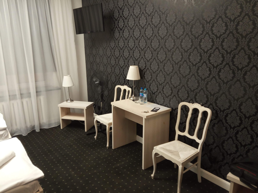 LWOW Hotel & Restaurant主图