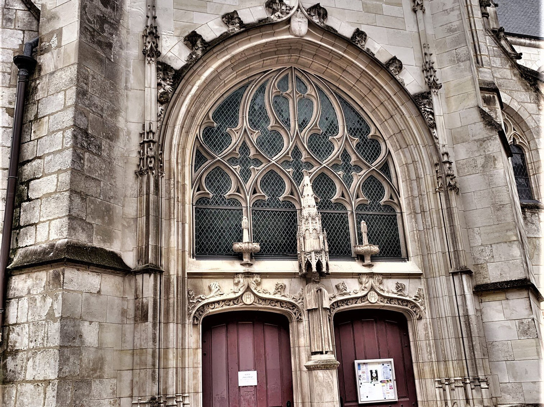 Église Saint Cyr-Issoudun必去景点