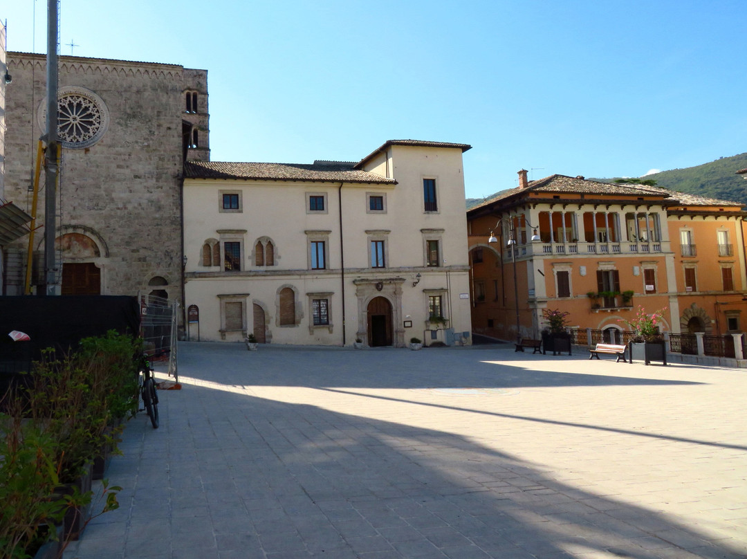 Piazza del popolo Cittaducale-Cittaducale必去景点