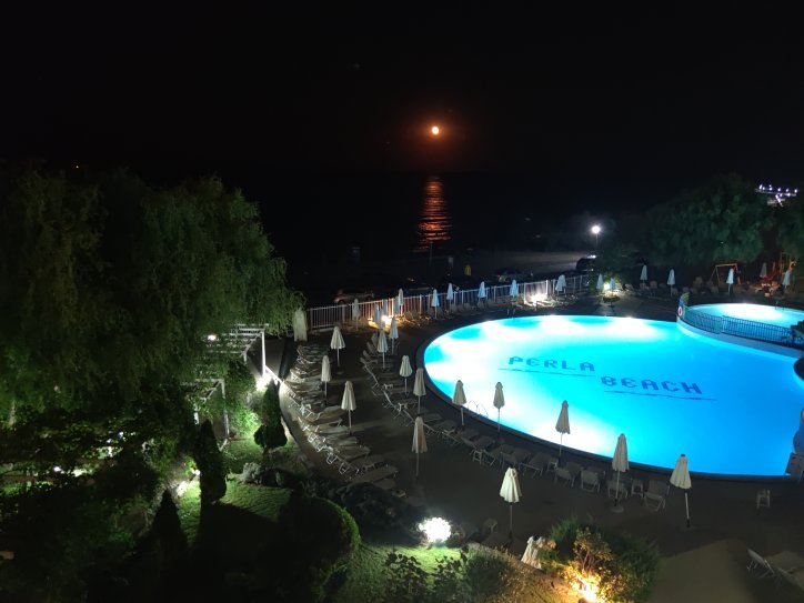 Perla Plaza Hotel-官方