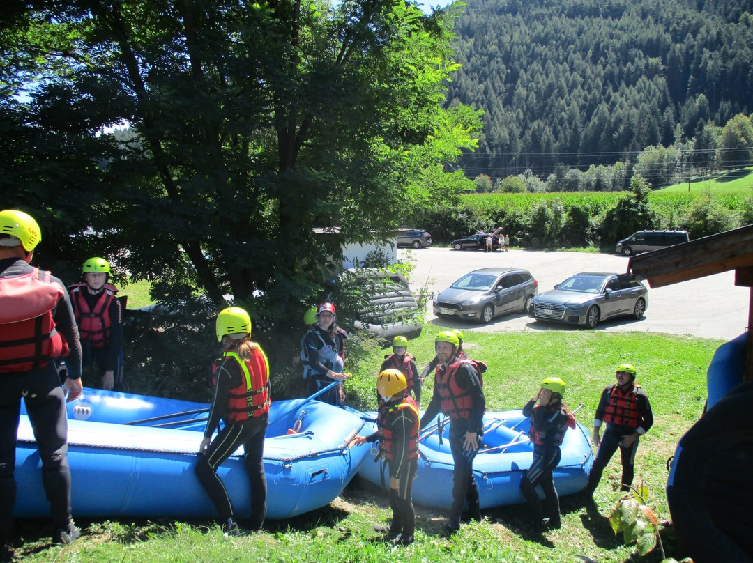 Rafting Club Activ景点图片