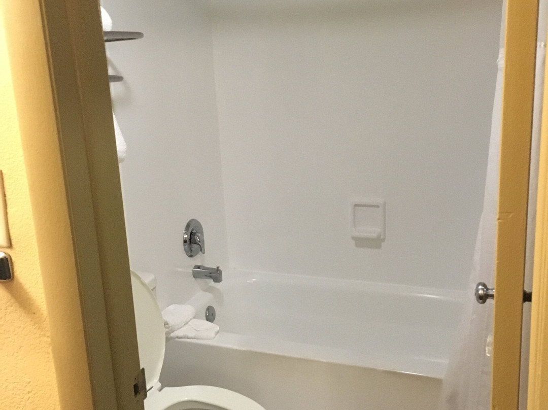 Ramada by Wyndham Cocoa主图