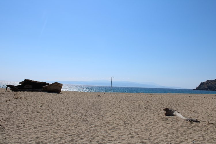 Potami Beach-Karystos必去景点