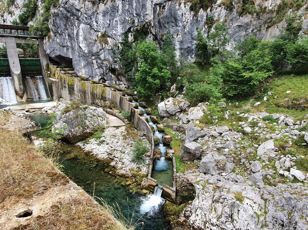Mirador Naranjo de Bulnes景点图片