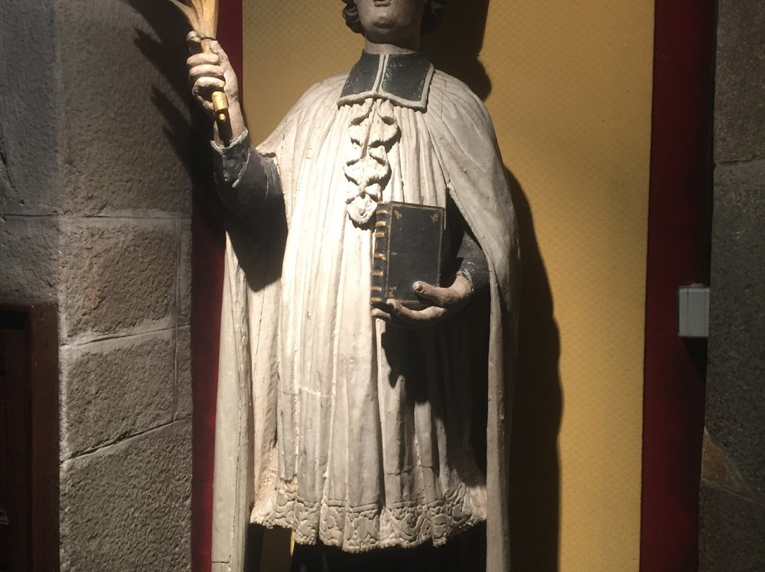 Église Notre-Dame de Villedieu-les-Poêles-Villedieu-les-Poeles必去景点