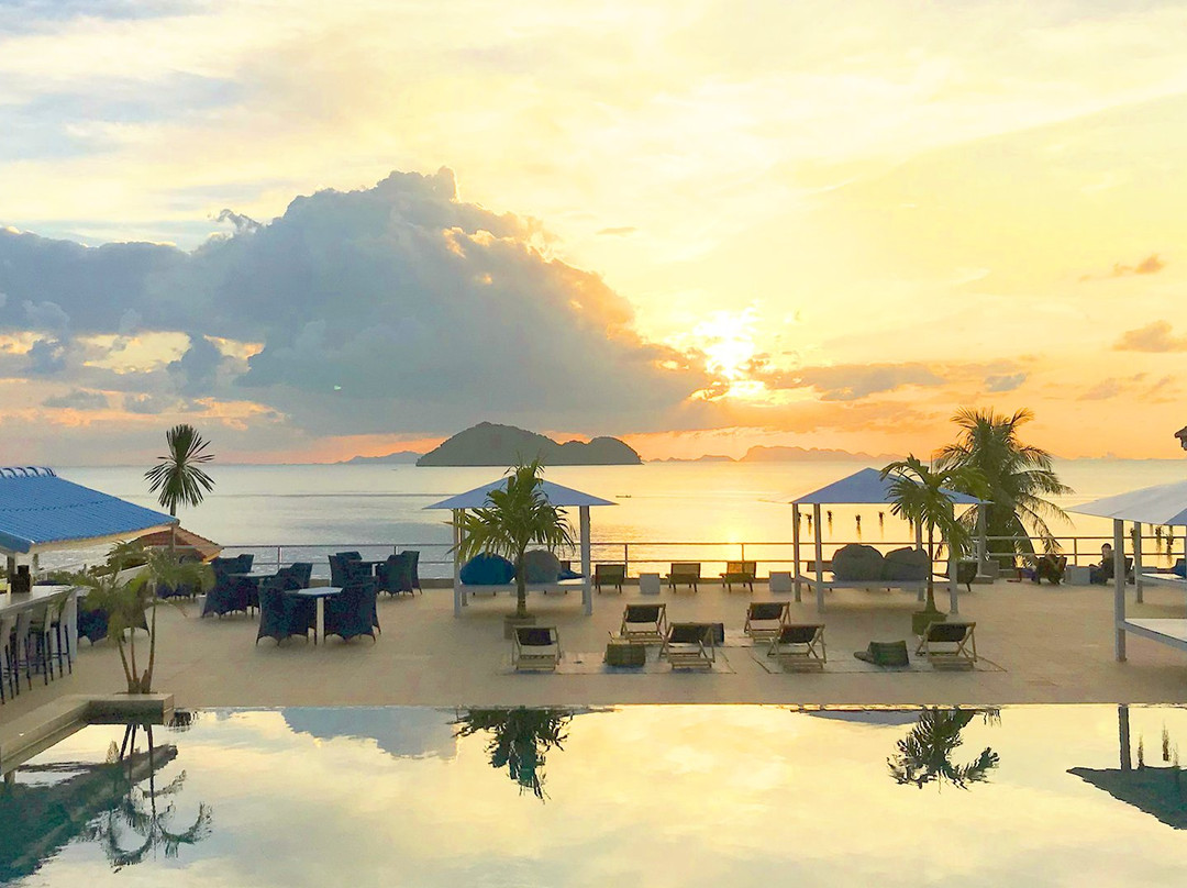 Baan Jai Dee Beach Front Hotel主图