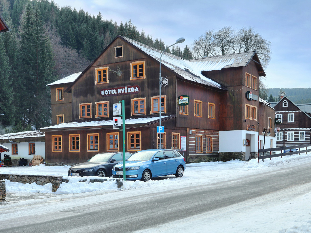 Hotel Hvezda主图