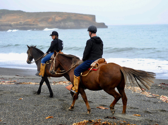 Alanca-巴拉斯港必去景点