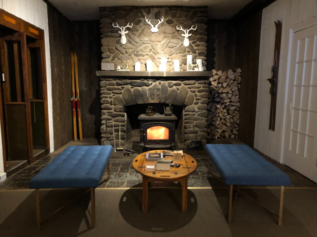 松山阿姆斯酒店主图