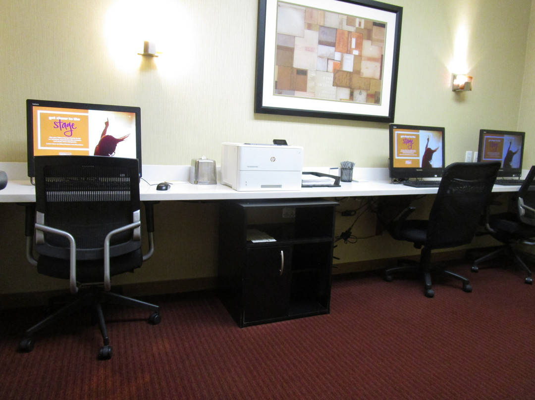 Hampton Inn & Suites Orem主图