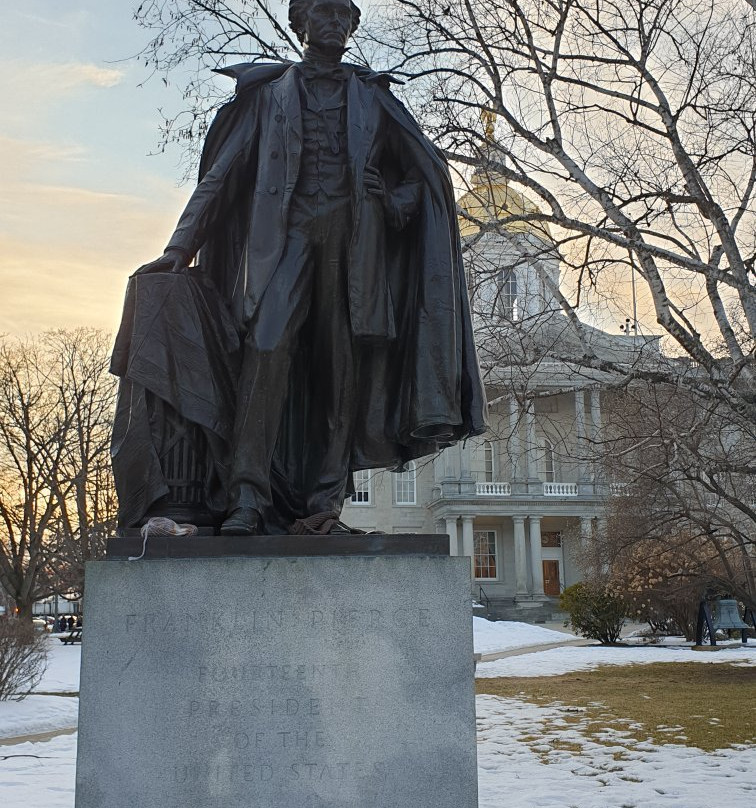 Statue of Franklin Pierce-康科德必去景点