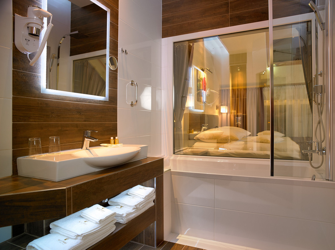 Aura Hotel主图