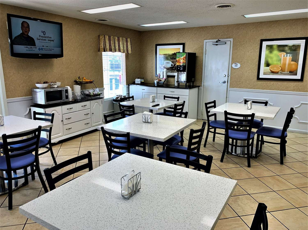 Baymont by Wyndham Eden主图