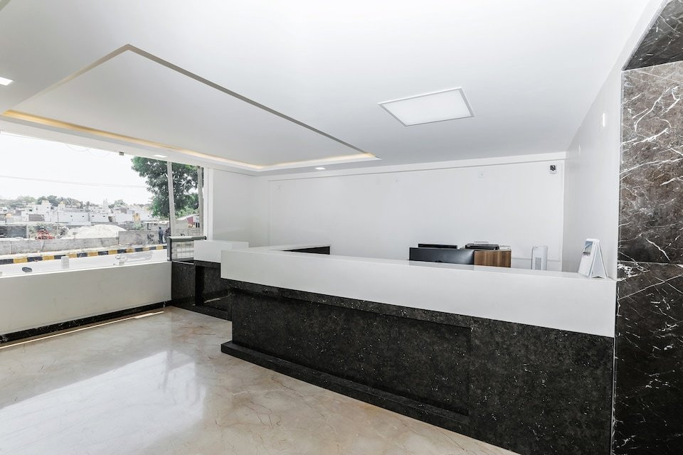 The Red Lotus Premium主图