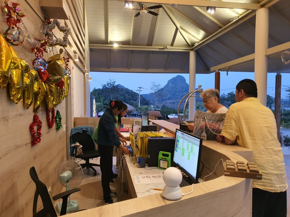 Viva Montane Hotel主图