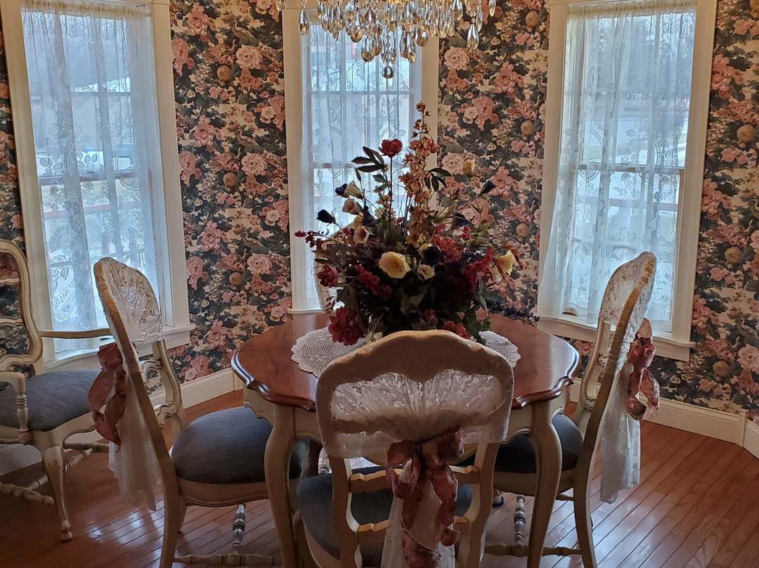 Painted Lady Bed and Breakfast主图