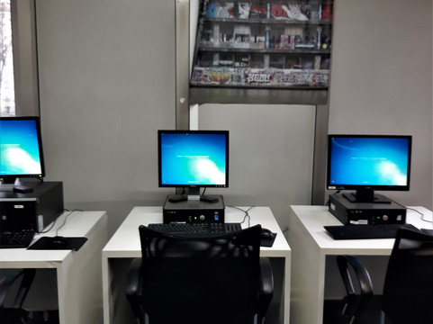 Bibliothèque Elsa Triolet-庞坦必去景点