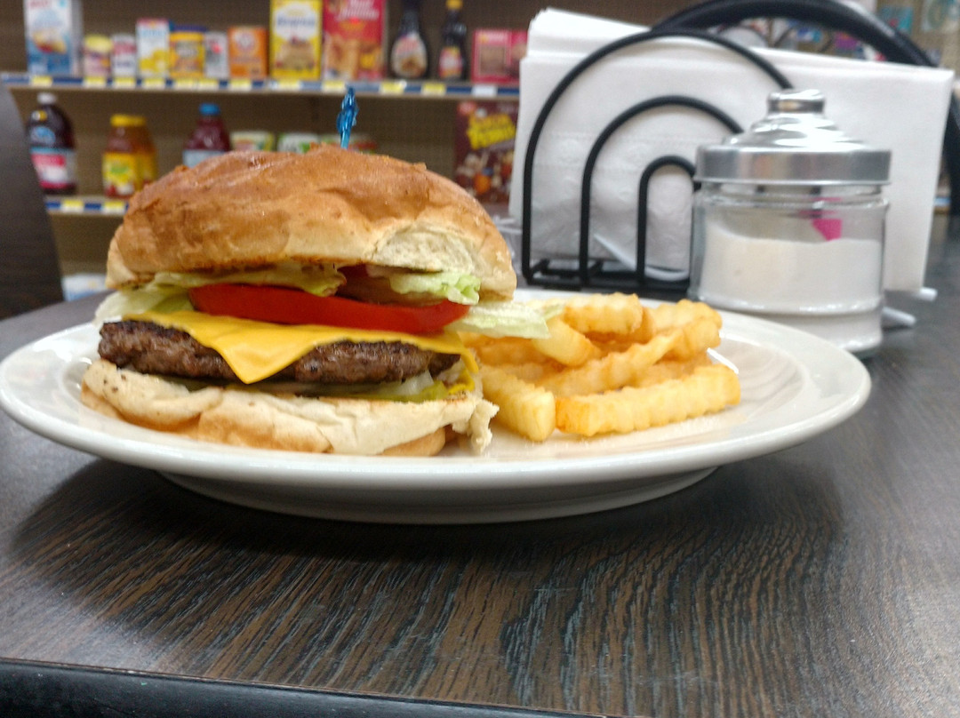 Hall's Village Carryout