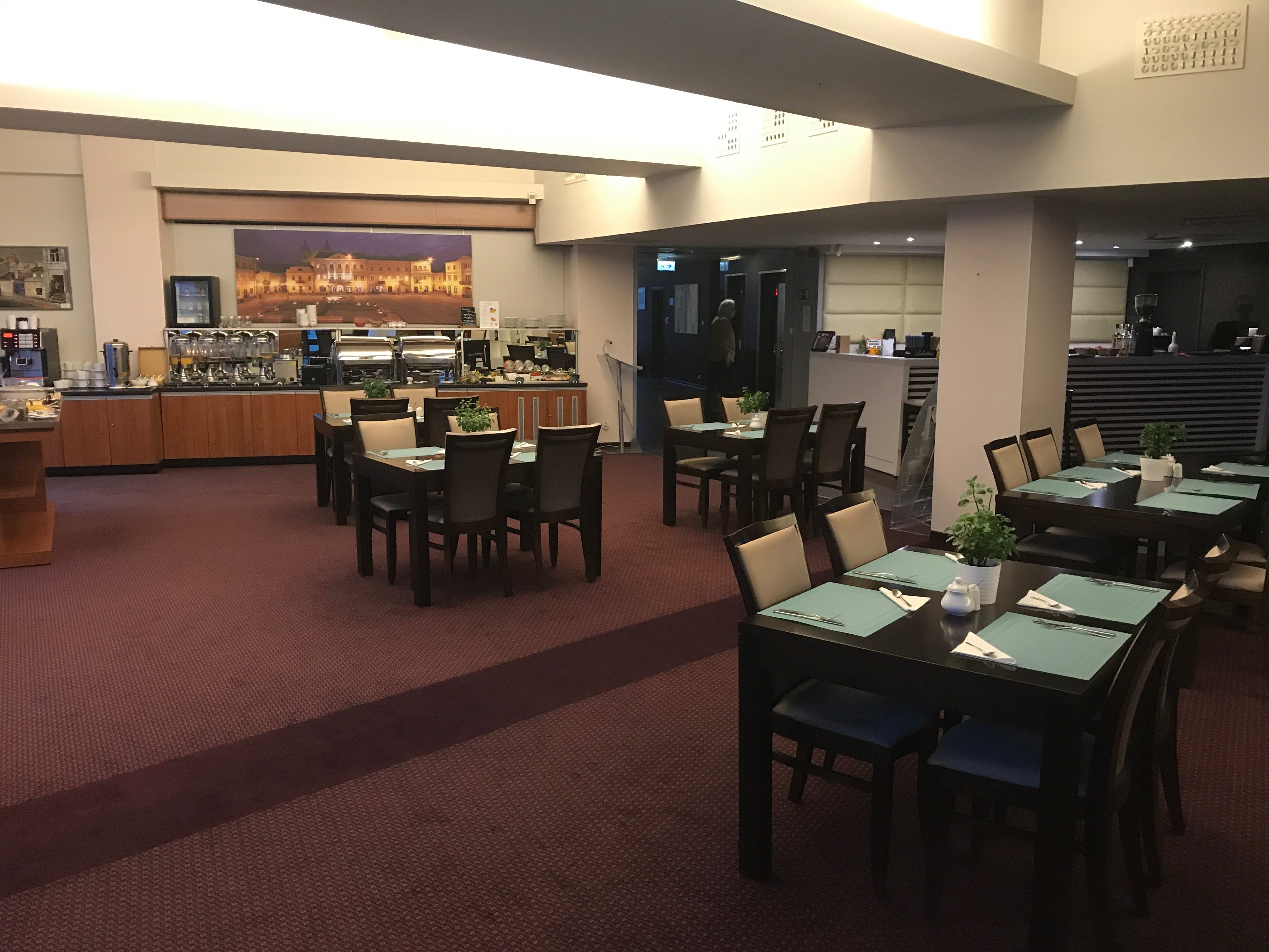 Vestil Hotel Piotrków Trybunalski-餐饮