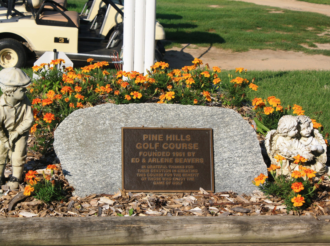 Pine Hills Golf Course景点图片