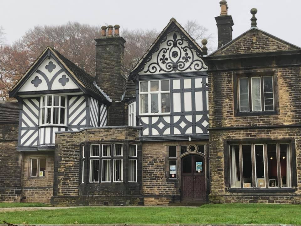 Smithills Hall Museum景点图片