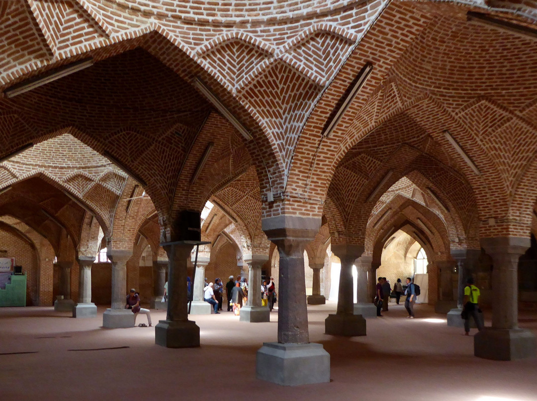 Jame Mosque (Masjid-e-jame)景点图片