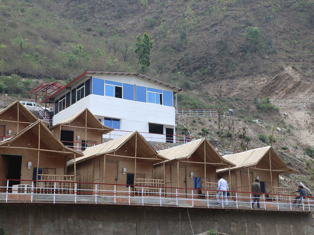 Hills Of Adventure主图