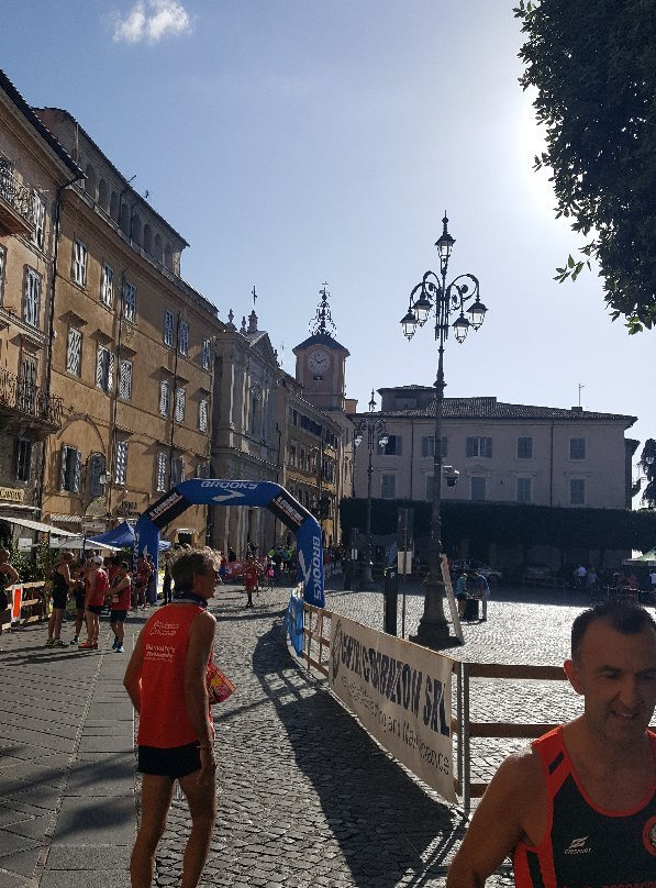 Piazza Cavour-Anagni必去景点