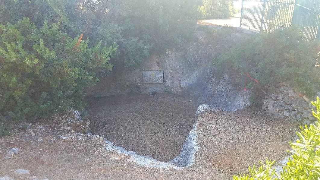 La Fossa-阿尔戈斯托利翁必去景点