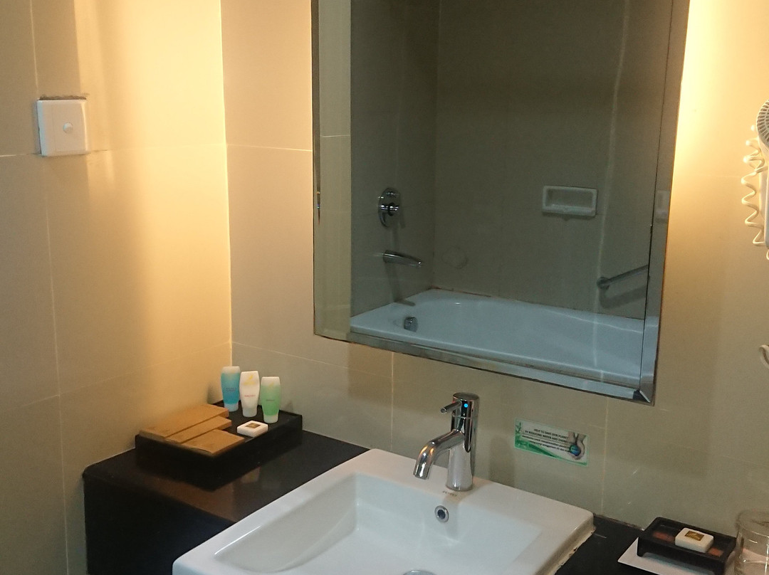 皇家喀拉喀托酒店主图