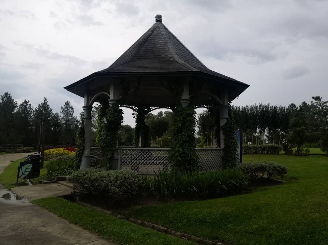 Taman Saujana Hijau-太子城必去景点