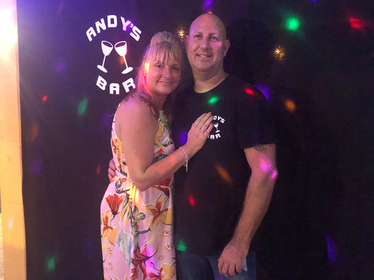 Andy's Bar-阿尔库迪亚港必去景点