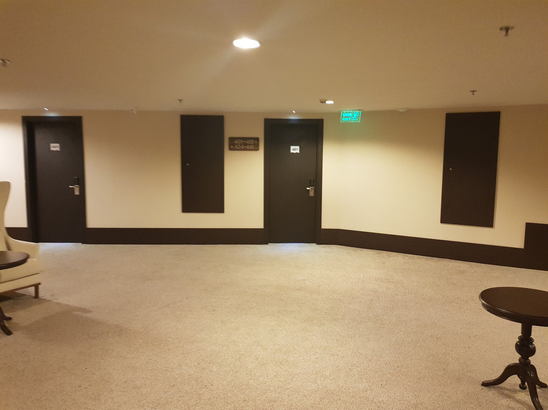 Karinna Hotel Convention Center & Spa主图