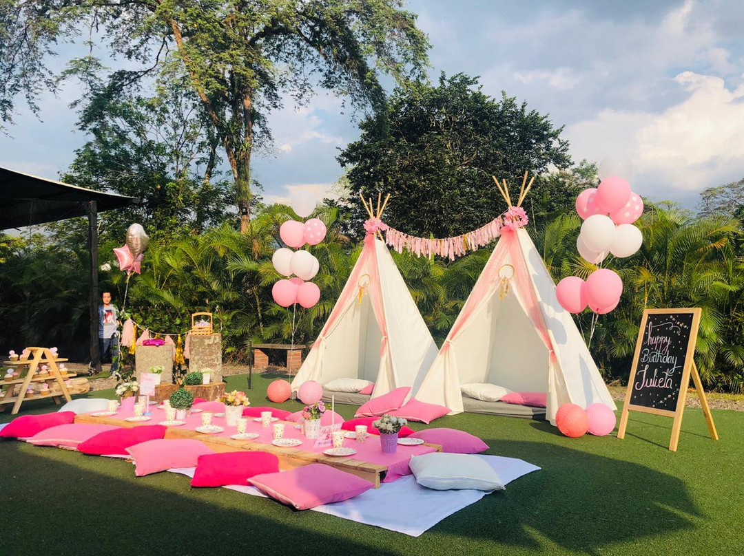 VillaGolf Minigolf y Centro de Entrenamiento-比亚维森西奥必去景点