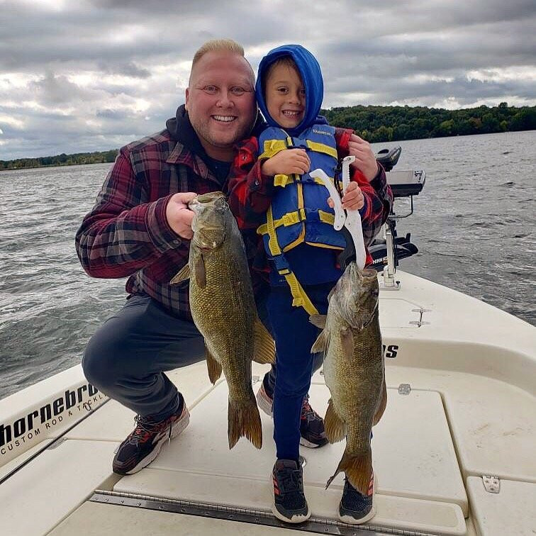 Twin Pines Resort主图