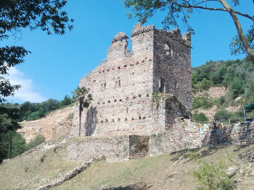 Castello Di Cuasso-Cuasso al Monte必去景点