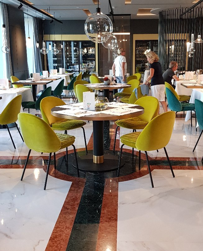 Hotel Plaza Tabiano主图