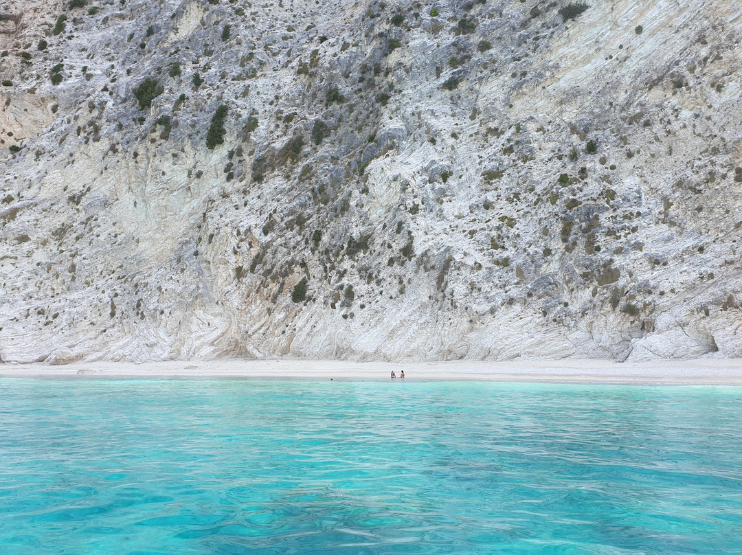 Paralia Afales-Ithaca必去景点