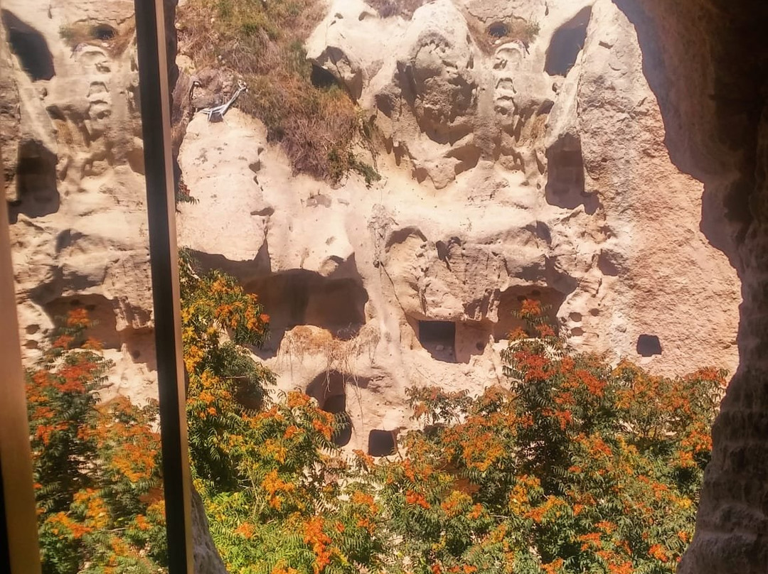 Heritage Cave Suites