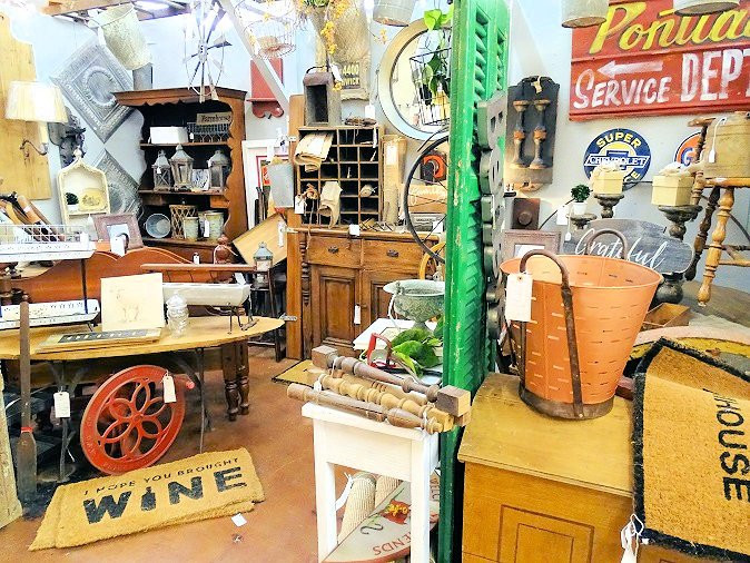 Black Bear Antiques-Ellijay必去景点