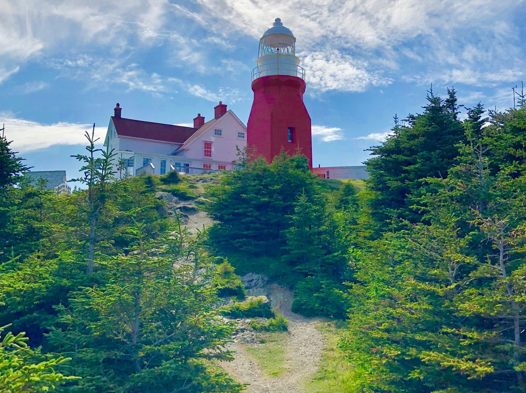 Long Point Lighthouse景点图片