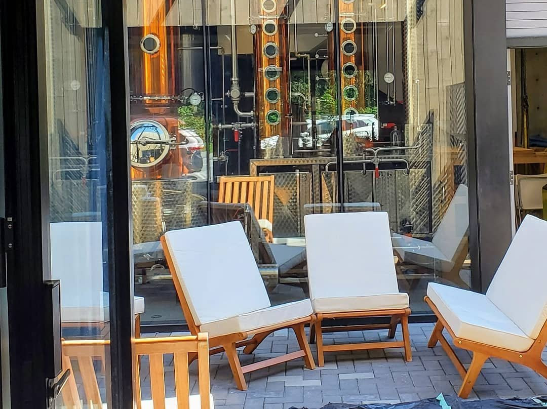 Copper Spirit Distillery-Bowen Island必去景点