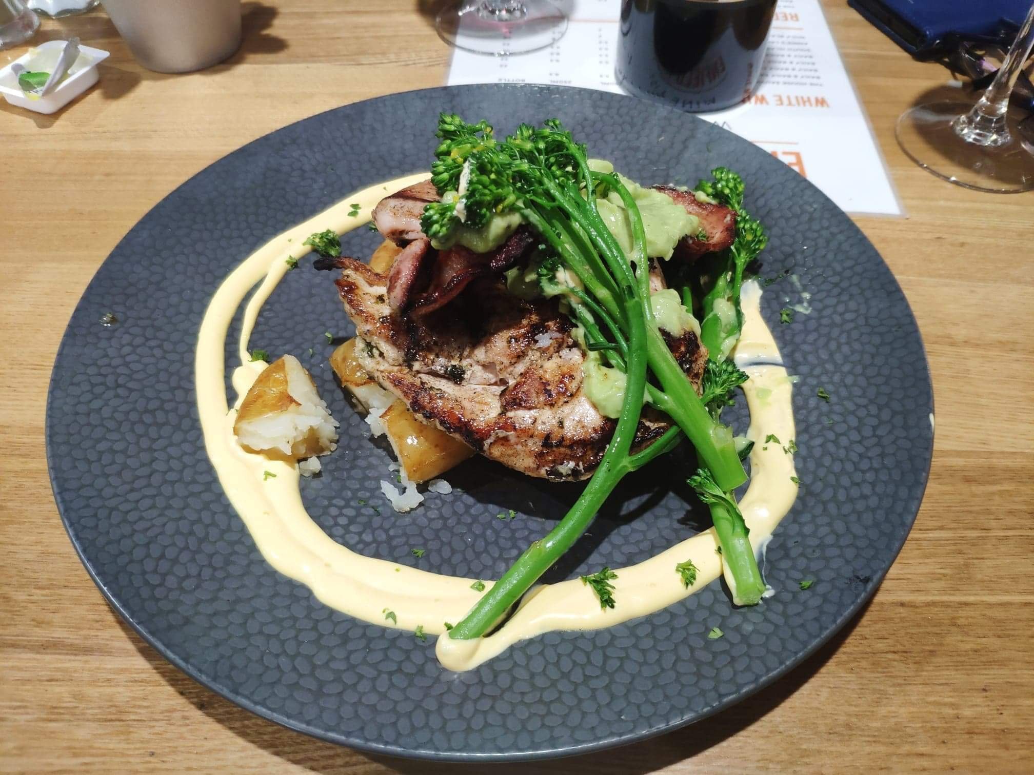 Enfield Hotel-餐饮