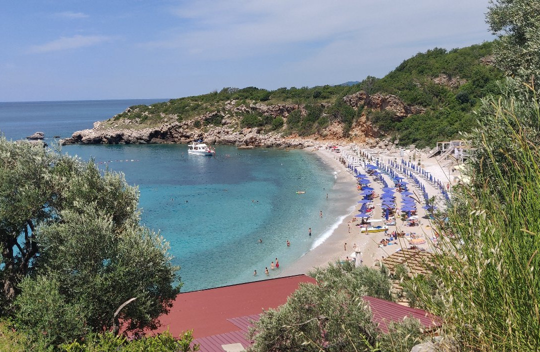 Drobni Pijesak Beach-Drobnici必去景点