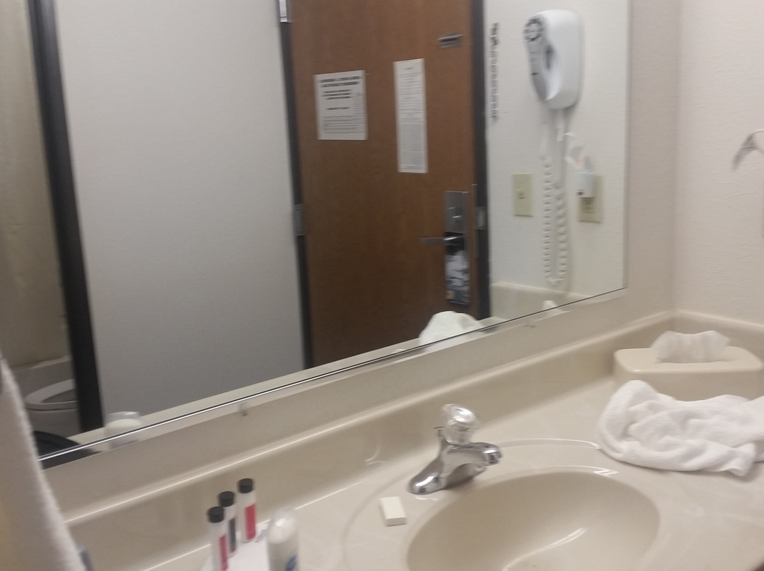 翠怡速8酒店主图